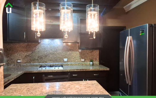 CASA EN VENTA EN COL. CENTRO